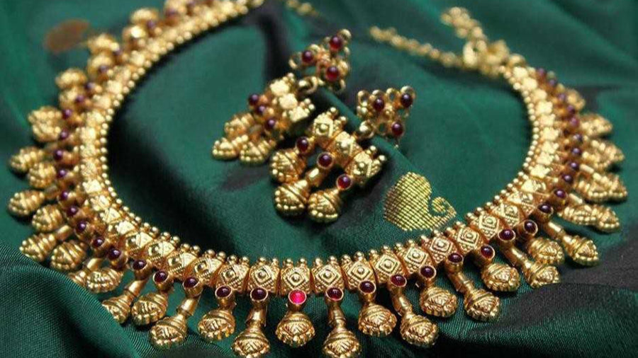 files/traditional-south-indian-necklace-gold.jpg